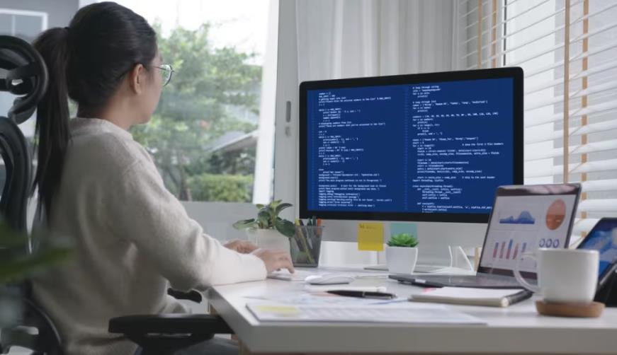 沽源县企业数字化解决方案:机器学习赋能商业模式升级的核心路径